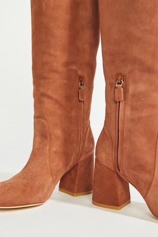 Botas em couro - Castanho