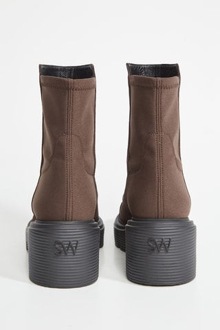 Botins em couro - Castanho