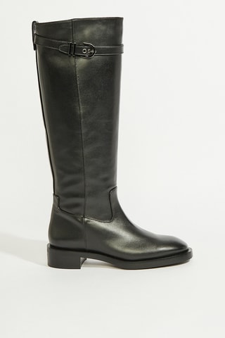 Botas em couro - Preto