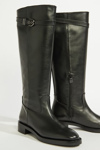 Botas em couro - Preto
