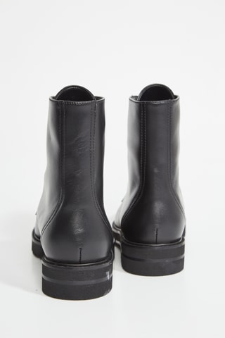 Boots em couro - Preto