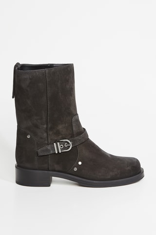 Botins em couro - Preto