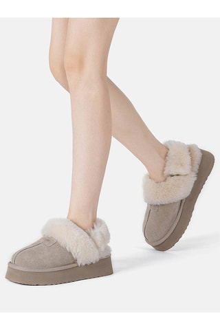 Pantufas forradas com plataforma em nobuck Fantail - Bege