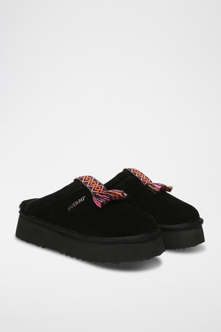 Socas forradas com plataforma em nobuck Caspian - Preto
