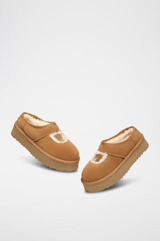 Socas forradas com plataforma em nobuck Plumed - Camel