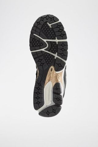 Baskets 2002 - Noir et beige