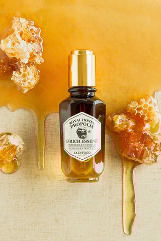 Hydraterende en voedende essence Royal Honey Propolis Enrich