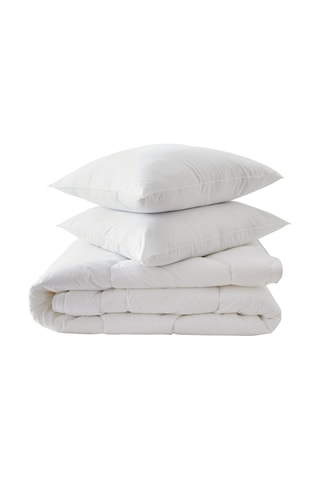 Couette chaude et 2 oreillers Confort antiacariens Soft & Care - 450 g/m² et 650 g