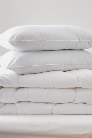 Couette chaude et 2 oreillers Confort antiacariens Soft & Care - 450 g/m² et 650 g