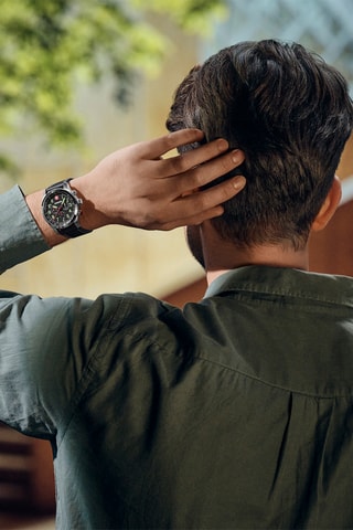 Montre à quartz en cuir - Chronographe - Noir et argenté
