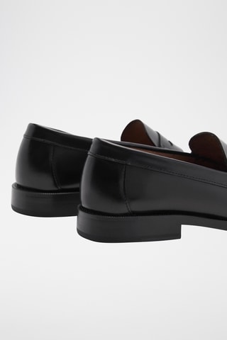 Mocassins découpe cuir effet patiné - Noir