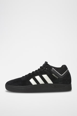 Baskets en nubuck Tyshawn - Noir