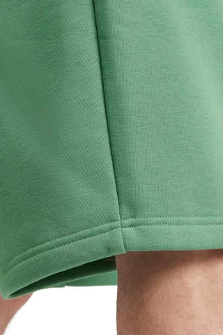 Short Trefoil Essentials - Vert