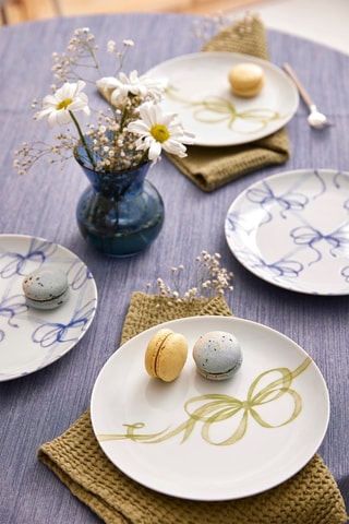 4 pratos rasos em porcelana - 21 cm