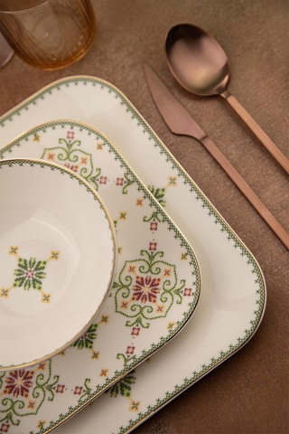 Serviço em porcelana - 26 peças 