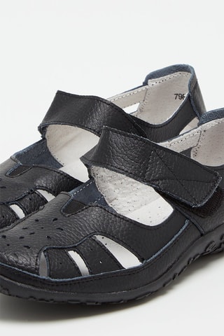 Sandálias em couro Preto