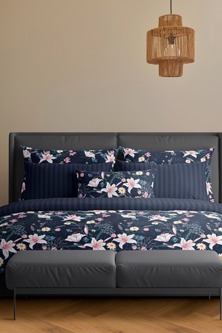 2 taies d'oreiller en satin de coton 80 fils/cm² Jardin rêveur - Bleu foncé et rose