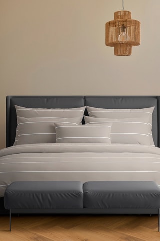 Parure de couette en satin de coton 80 fils/cm² 
Camille - Taupe et blanc