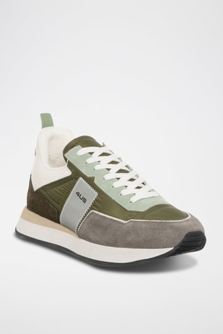 Sneakers em couro Caqui e branco