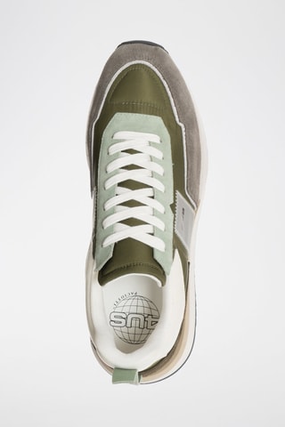 Sneakers em couro Caqui e branco