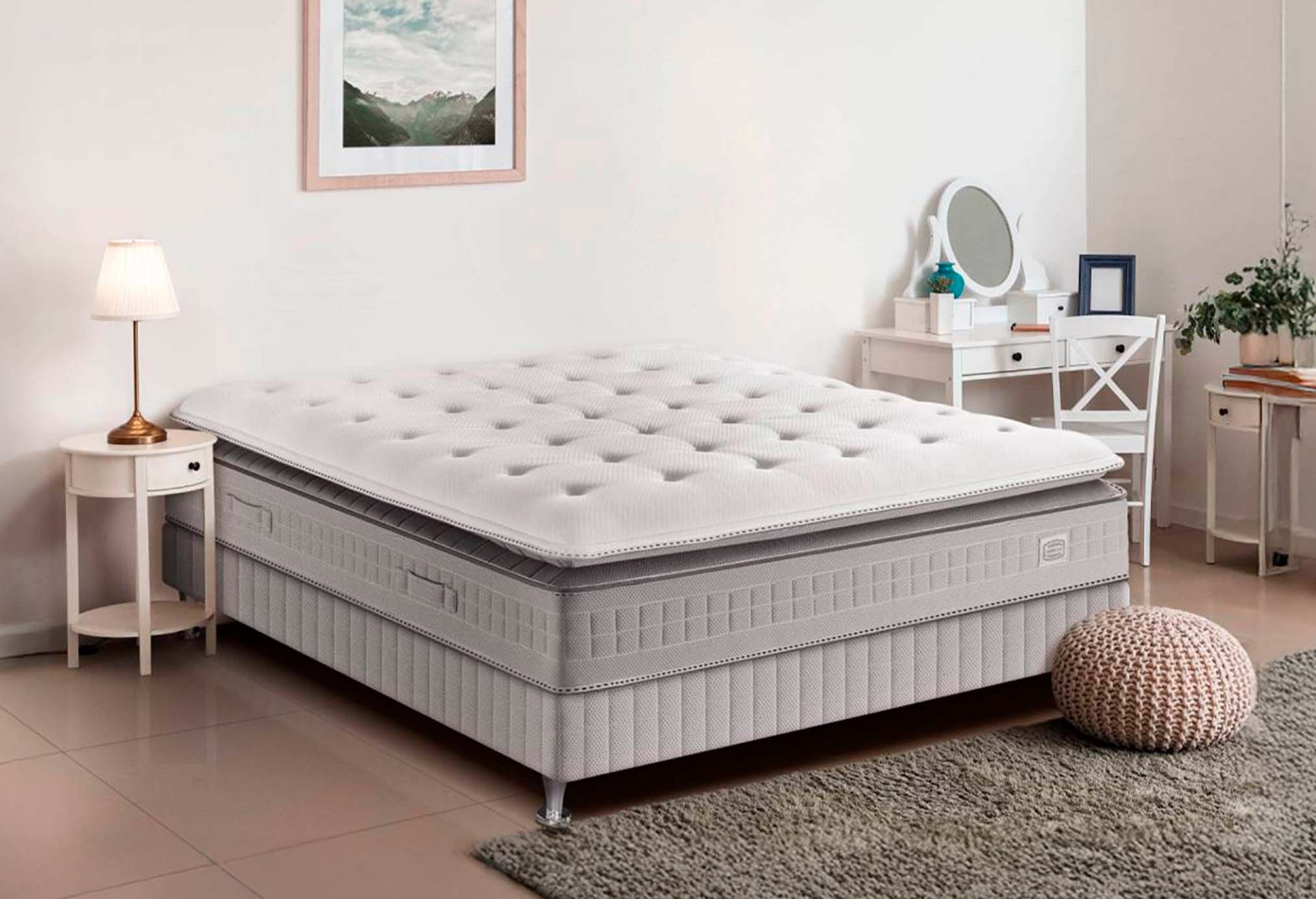 SIMMONS en vente privilège sur SHOWROOMPRIVÉ