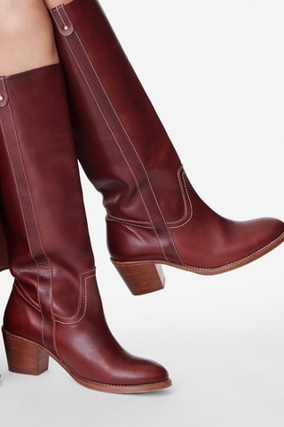 Botas em couro - Bordô