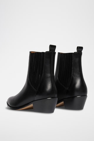 Botins em couro - Preto