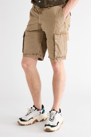 Bermudas - Castanho-claro