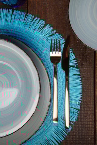 6 assiettes plates en porcelaine - 27 cm