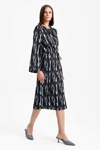 Vestido direito - Preto e azul-celeste