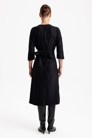 Vestido direito - Preto