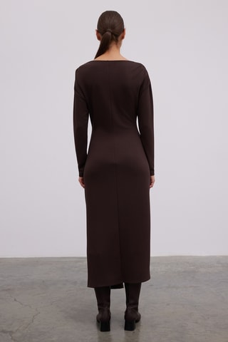 Vestido traçado - Castanho