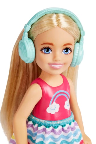 Boneco Chelsea Barbie - 7 acessórios - A partir dos 3 anos