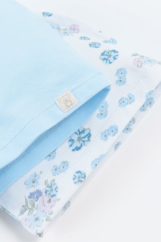 2 bonnets - Ciel et blanc