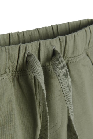 Short Kaki