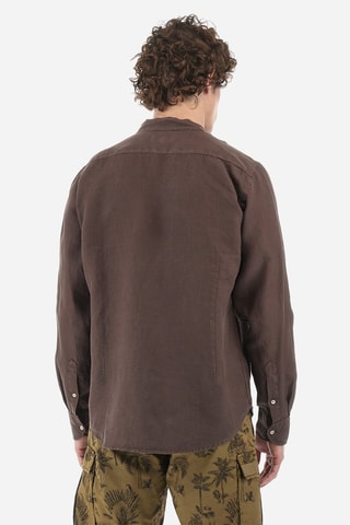 Camisa regular em linho - Castanho