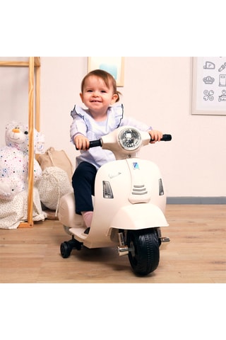 Mota elétrica Vespa GTS - A partir dos 18 meses - 2 km/h