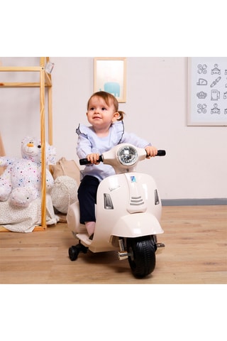 Mota elétrica Vespa GTS - A partir dos 18 meses - 2 km/h
