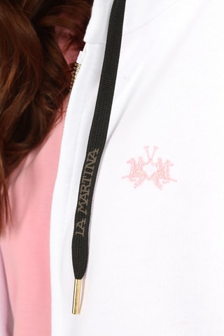 Sweat com capuz 
Branco