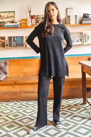 Túnica e calças palazzo - Preto