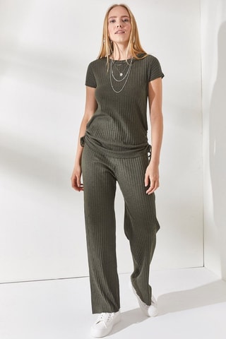Blusa e calças palazzo - Caqui