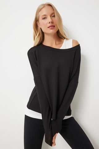 Blusa regular e camisola de alças - Branco e preto
