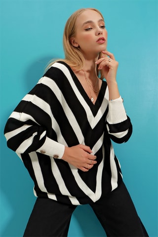 Camisola oversize em lã - Preto