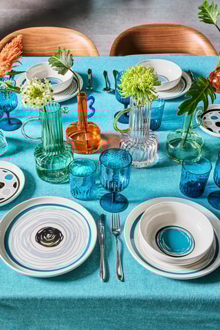 6 assiettes plates en porcelaine - 27 cm