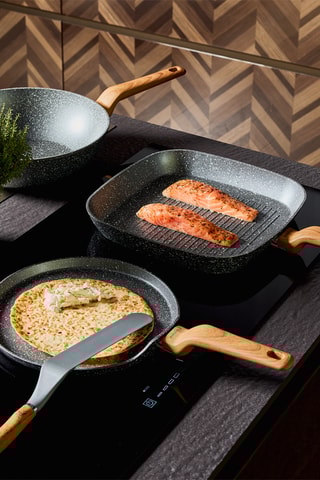 Poêle à crêpes avec manche en bois Wild Stone - 25 cm