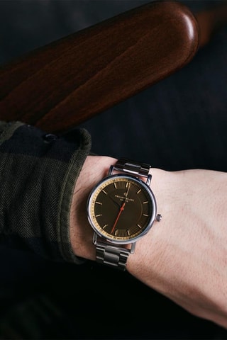 Coffret relógio de quartzo em aço e pulseira rígida em couro