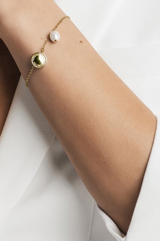 Coffret relógio de quartzo em couro, banhado a ouro amarelo, diamante e madrepérola e bracelete Barbara