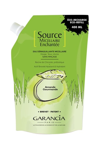 Recharge eau démaquillante vegane Source Micellaire Enchantée - Amande gourmande - Visage, yeux et lèvres - 400 ml