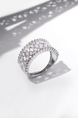 Ring Dahlia Witgoud en Diamanten
