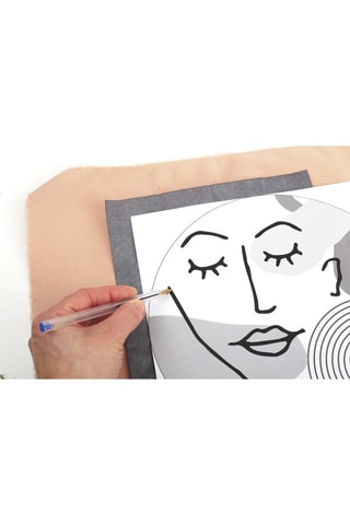 Kit broderie visage line art - 16 pièces - Dès 14 ans